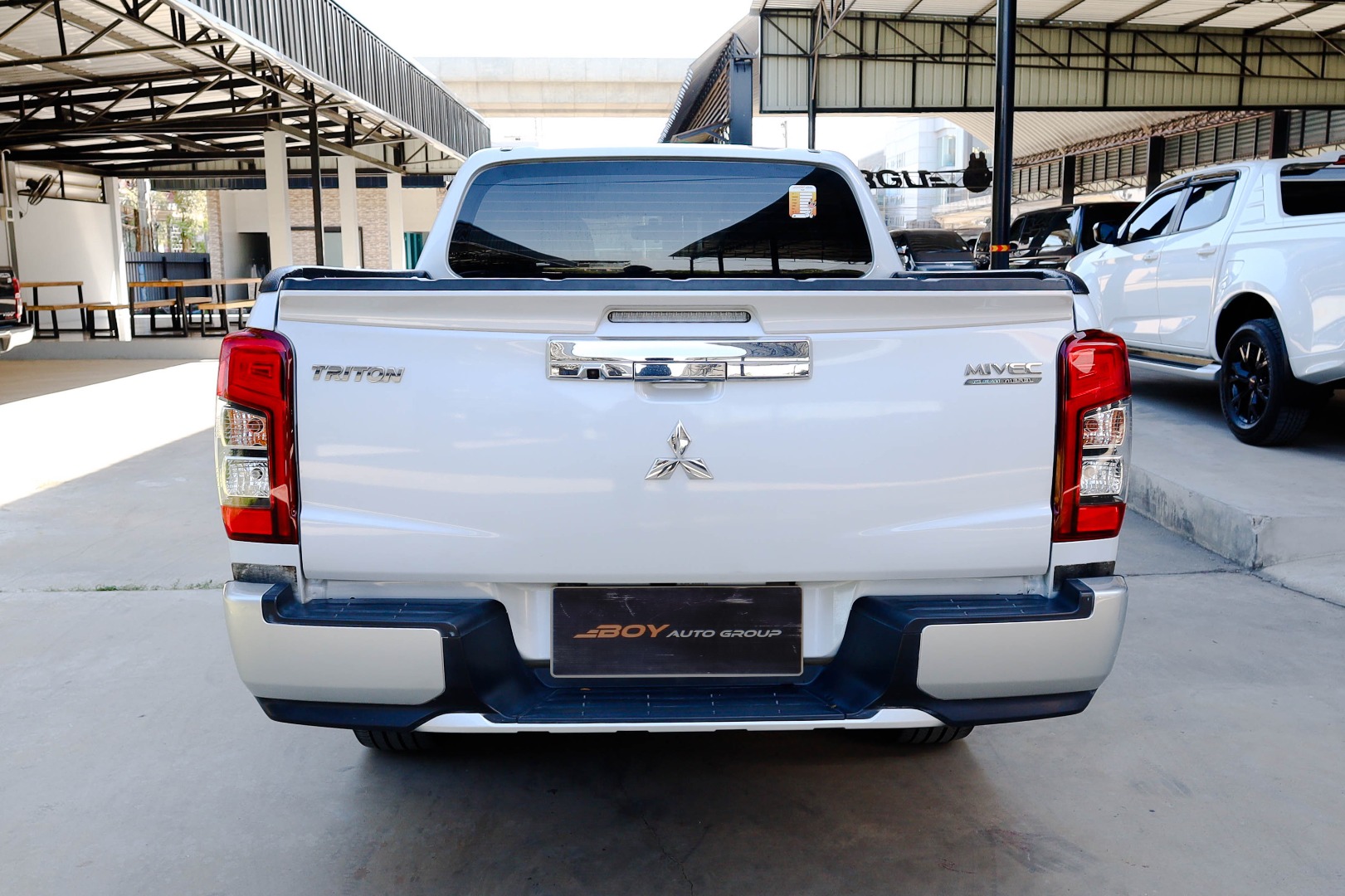 MITSUBISHI TRITON DOUBLE CAB PLUS 2.4 GT ( B1456 )